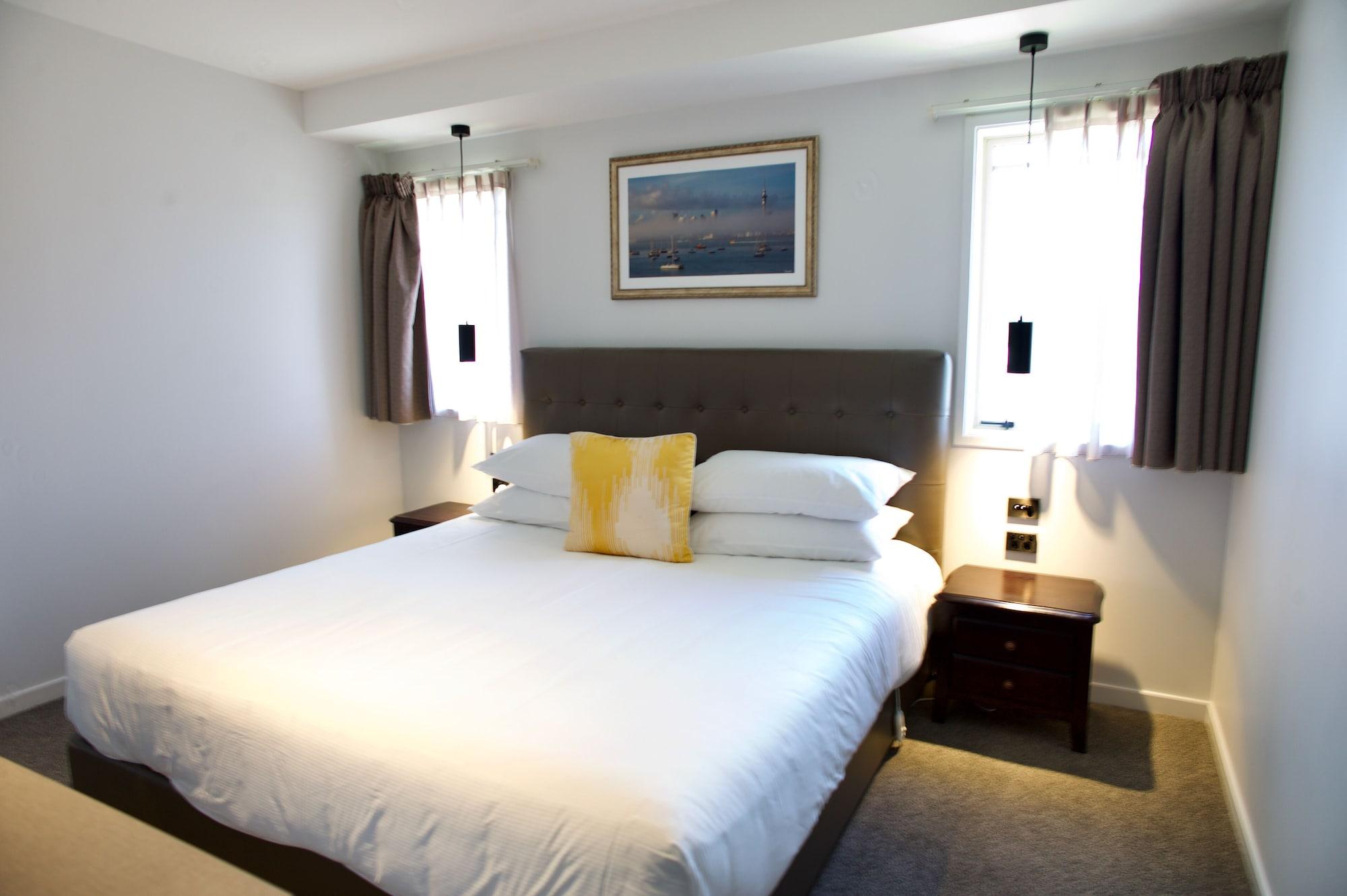 Regal Palms Resort Rotorua Eksteriør billede A bedroom at the hotel