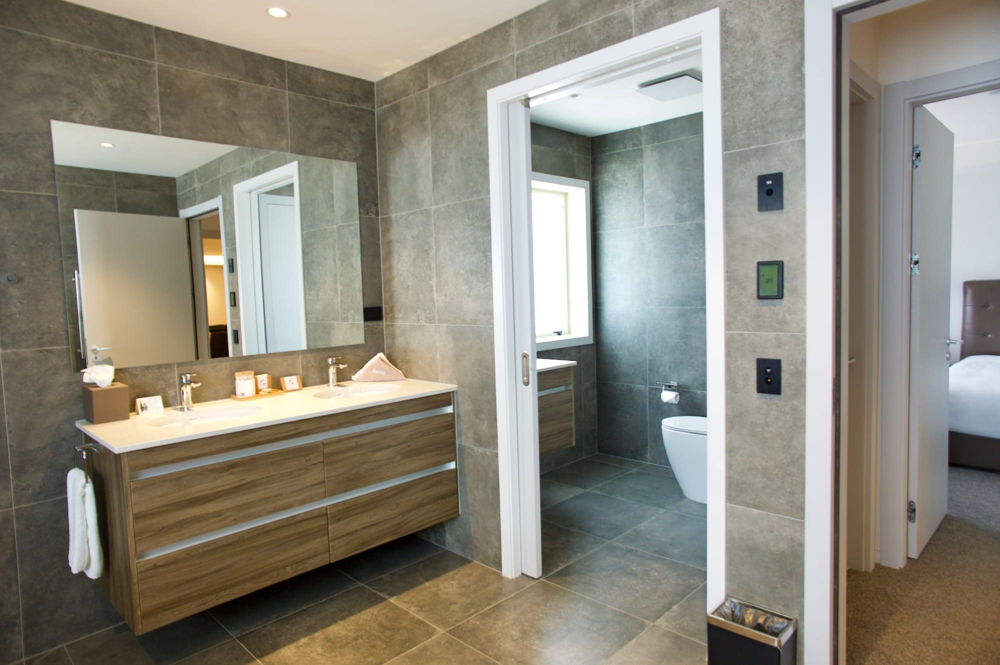 Regal Palms Resort Rotorua Eksteriør billede Bathroom