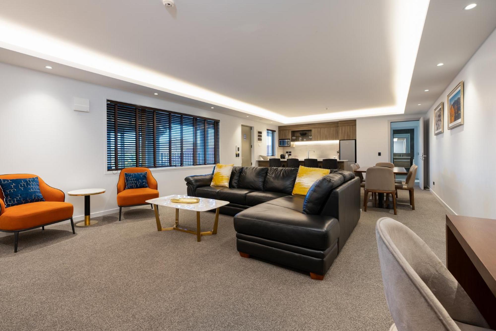Regal Palms Resort Rotorua Eksteriør billede A three-bedroom apartment at the Village